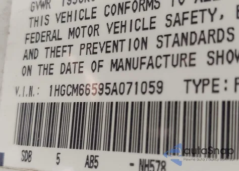 2005 Honda Accord 3.0 Ex z USA, uszkodzony, nr VIN 1HGCM66595A071059